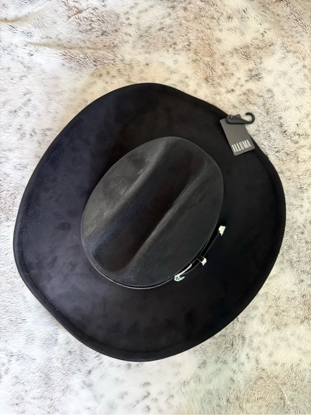 Women's Black Wide-Brim Faux Suede Felt Cowgirl Hat with Decorative Buckle Nwt